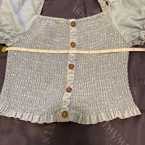 Love Tree, Blue off the shoulder top ❗️SMOKE FREE HOME❗️ - Picture 5 of 11